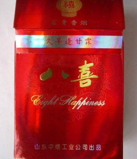 头条！免税香烟微信一手货源“评头论足”
